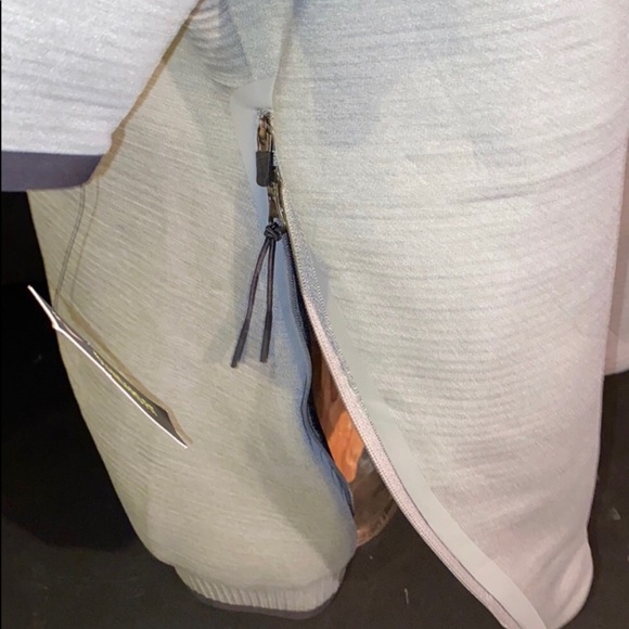 Men’s Nike Clemson Hoodie - Picture 5 of 6